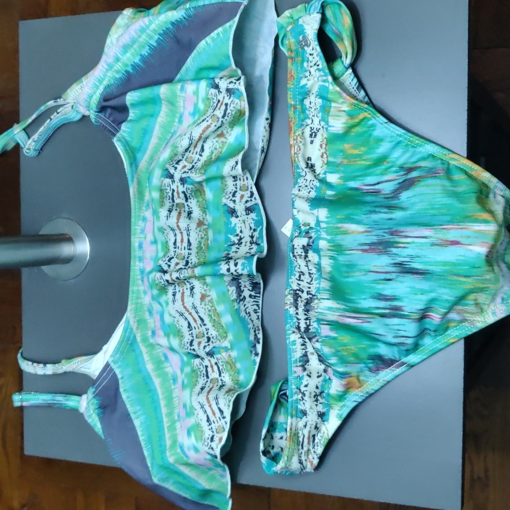 New R Collection by Raisins Bikini Size S - Picture 3 of 5